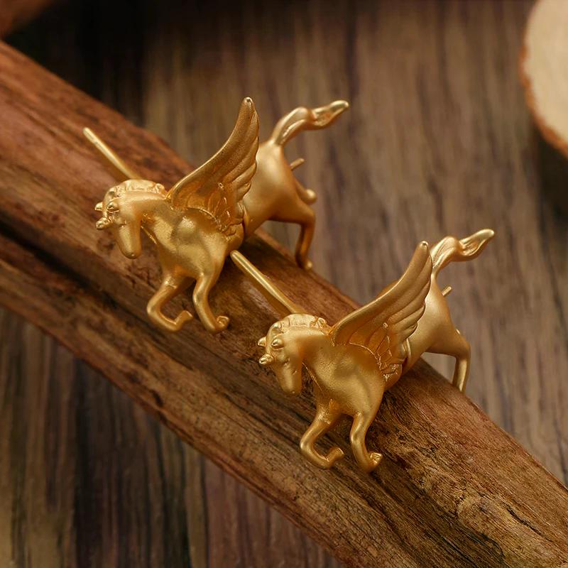 Personalized Zodiac Pegasus Earrings Trendy Women's Cute Pegasus Ear Studs Fashionable Jewelry Gifts