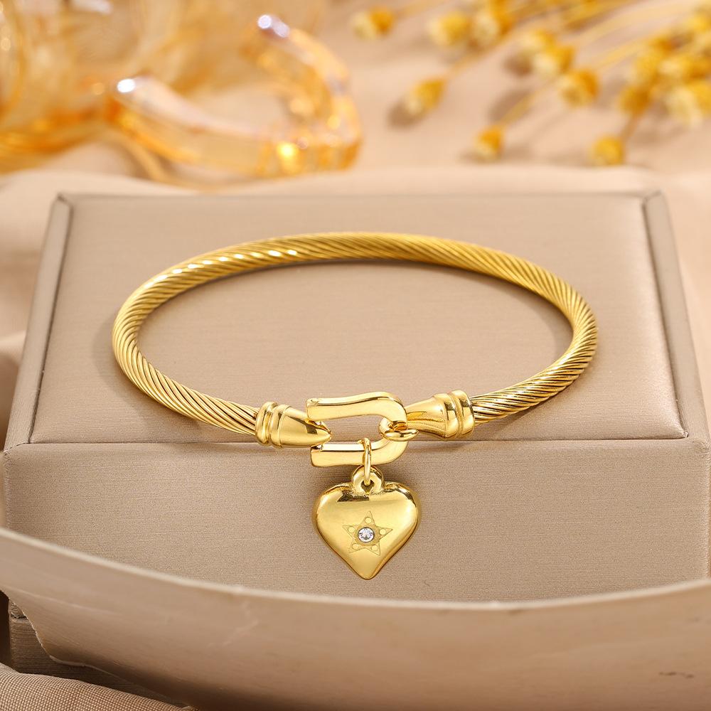 Love Diamond  Women, Fashion European and American Design Corrosive Pentagram Diamond Titanium Steel  K Gold 
