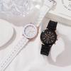 2ks Luxusní dámská sada hodinek Móda Luxusní Elegantní slitinové náramkové hodinky Silikonový řemínek Pár Hodinky Muži Quartz Vánoční dárky