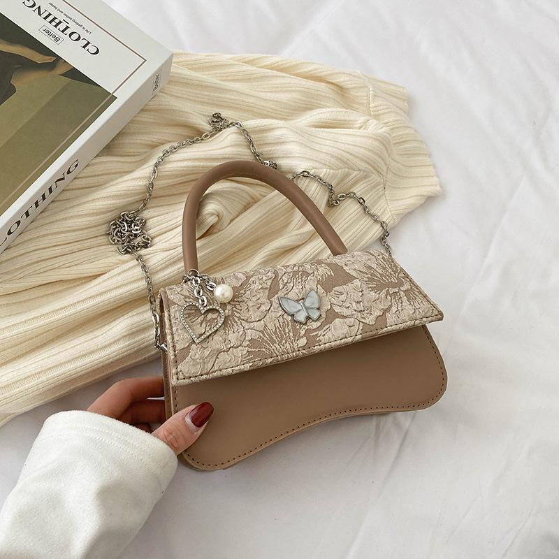 PU Umhängetasche Damen Schmetterlingsmuster Exquisiter Liebes-Perlenanhänger Print Schultertasche Modekette Vielseitige Handtaschen