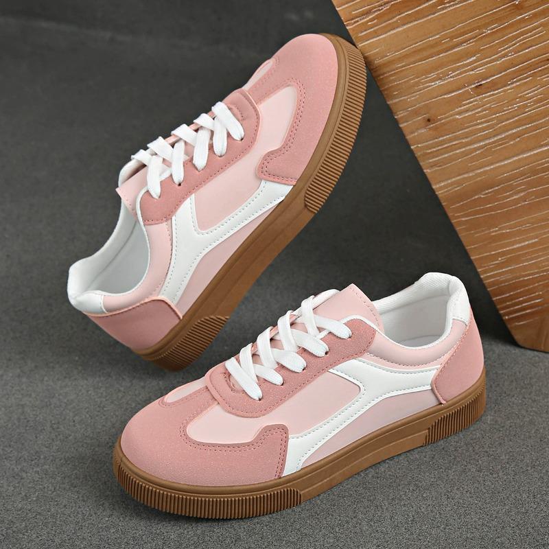 Women's Autumn Flat Lace-Up Lightweight Anti-Slip Casual Training Sports Shoes, Available In Large Sizes.