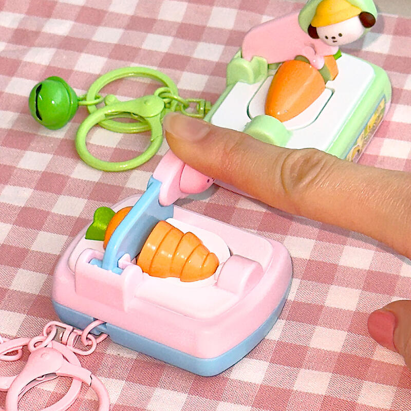 Carrot Cutting Keychain