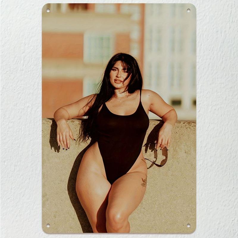 Noel Pin-Up Kızları Metal Tabela, Ofis Hediyesi Duvar Dekoru 20x30cm