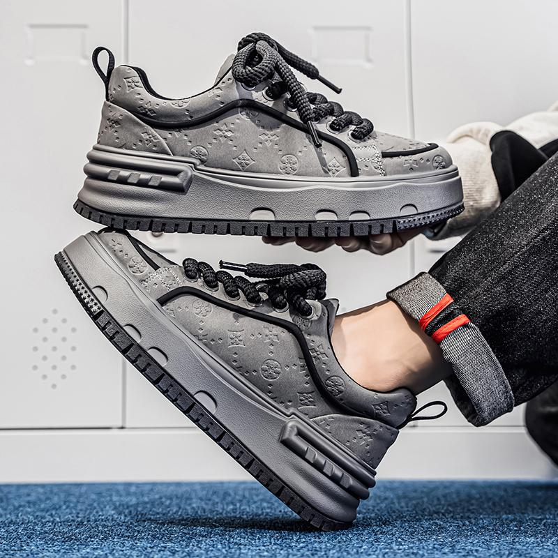 2026 Leisure Sports New Thick Soled Fashionable Trend Breathable Niche Design Versatile Low Top Men's Board Shoes