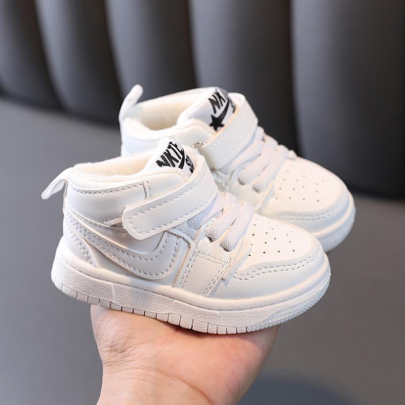 Sports Shoes, Unisex Children's Skateboard Shoes, Winter Cotton Shoes, Korean Style Baby Shoes for Boys and Girls, Soft-Soled Walking Shoes.
