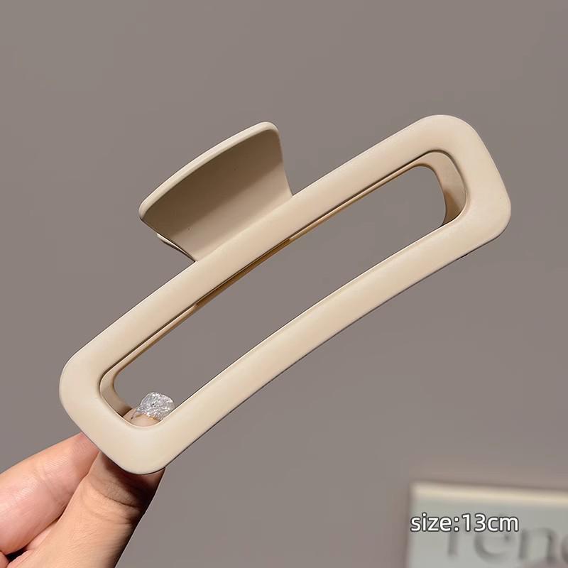 Großer französischer Retro-Klammer-Haarclip für elegante Damenfrisuren.