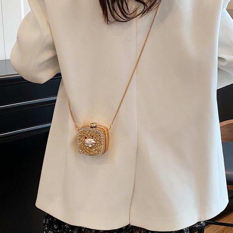 Mini love acrilic geantă mică de damă 2025 nouă europeană și americană stras personalizată buze ruj lanț geantă messenger