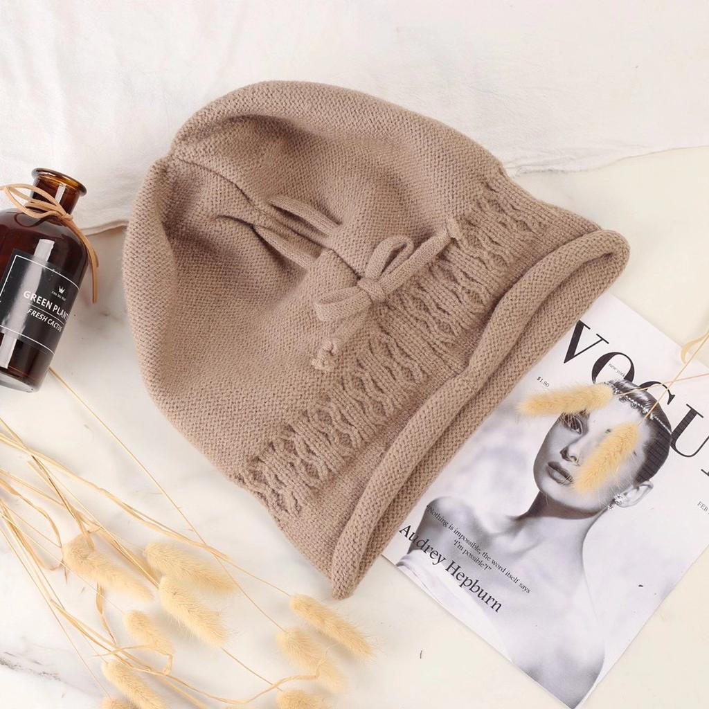 Pile Hats Women's Autumn and Winter Versatile Warm Hemming Knitted Cold Hats Big Head Circumference Showing Face Small Wool Hats