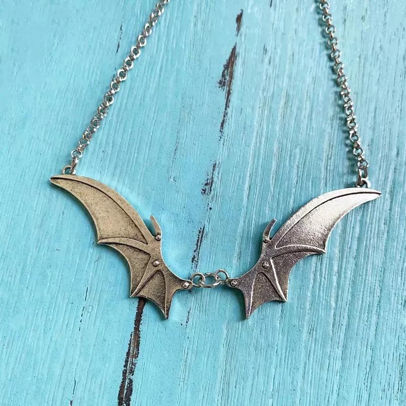 Vampire Bat Wing Necklace Personality Collarbone Chain New Bat Wings Vampire Gothic Metal Necklace Fashion Jewelry Accessories