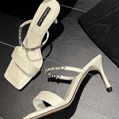 Fashion 2024 New Summer Fashion Fashion Bright Diamond Square Toe Open Toe Slippers for Women Beautiful Party High Heel Sandals