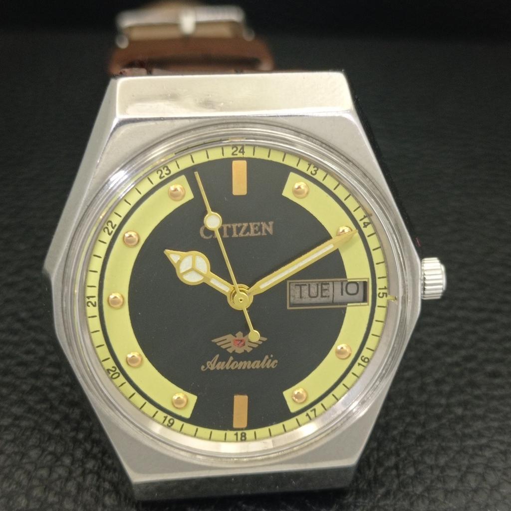 CITIZEN AUTOMATIC 8200 JAPAN MENS VINTAGE BLACK COLOR DIAL WATCH a702785-1 R210-a702785