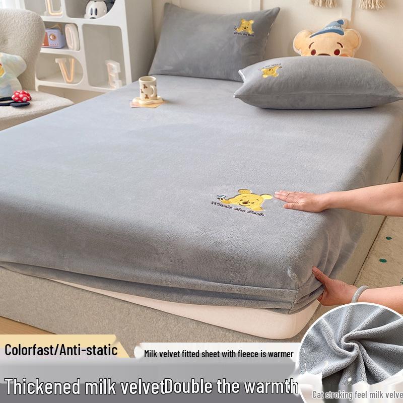 Autumn Winter Flannel Fitted Sheet: Non-slip Coral Fleece Bedspread & Mattress Cover
