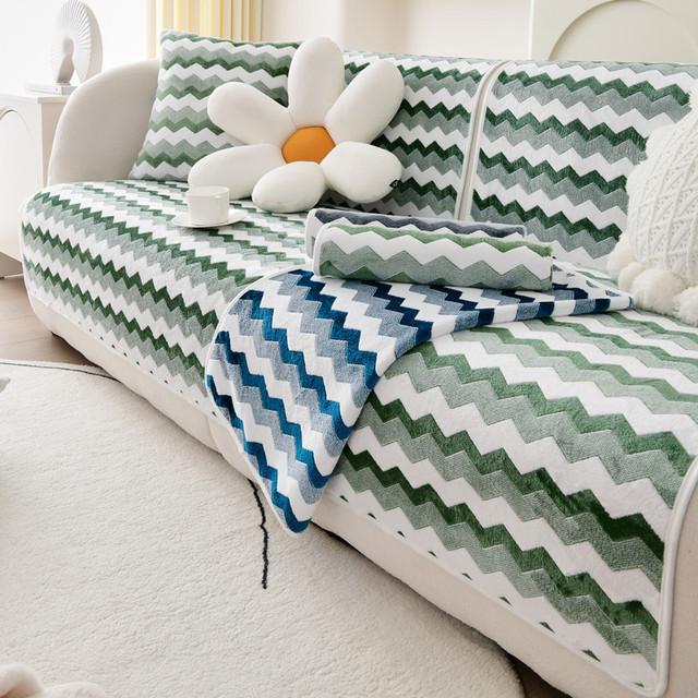 Autumn And Winter Plush Color Wave Sofa Cover Thickened Warm Non -Slip Living Room Sofa Back Towel Furniture Protection Cushion