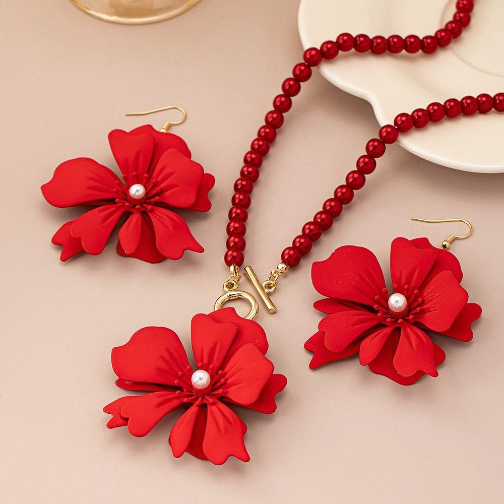 Exaggerated Multilayer Jewelry Set Light Luxury Earring Clavicle Chain  Banquet