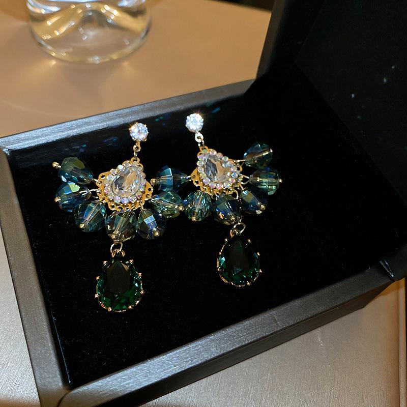 Ethnic Geometric Water Drop Tassel Earrings: Retro Design with Niche Temperament and High-Class Feel in National Style