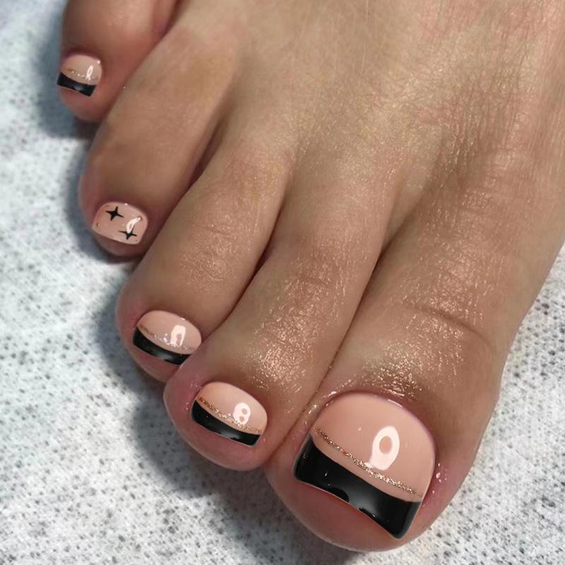 

Nail art piece, black French foot nail piece, gold glitter line, nail art piece, nail sticker, removable nail piece.