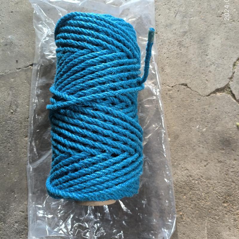 Handmade Odorless Sisal Cat Tree Rope: Vibrant, Fade-Resistant, Durable for DIY Scratching Posts