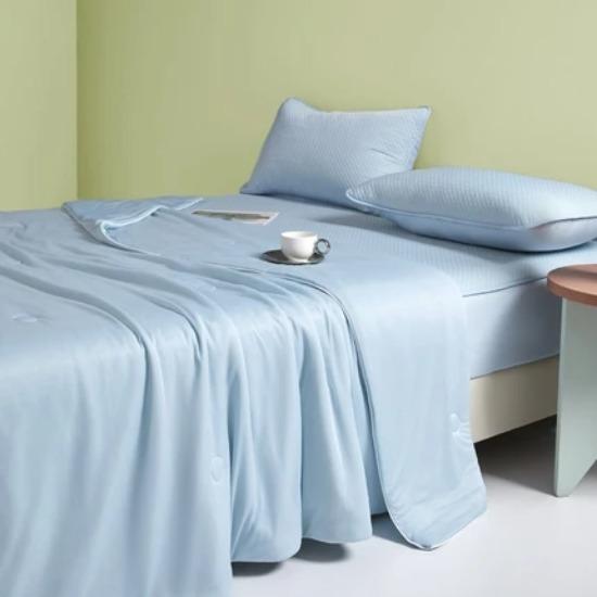 New Summer Quilt Single Piece Soft And Comfortable Air Conditioner For Student Dormitory Machine Washable Thin Quilt