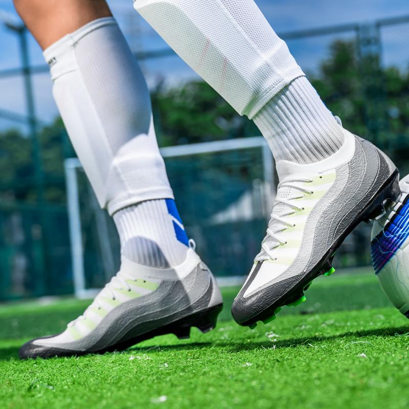 High-End Wear-Resistant Football Shoes for Grass Training with Long Nails Anti-Slip Suitable for All Seasons And Fields