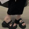 Muffin thick-soled heightening slippers women's summer wear 2025 new Internet celebrity fashion niche high-end sandals drag