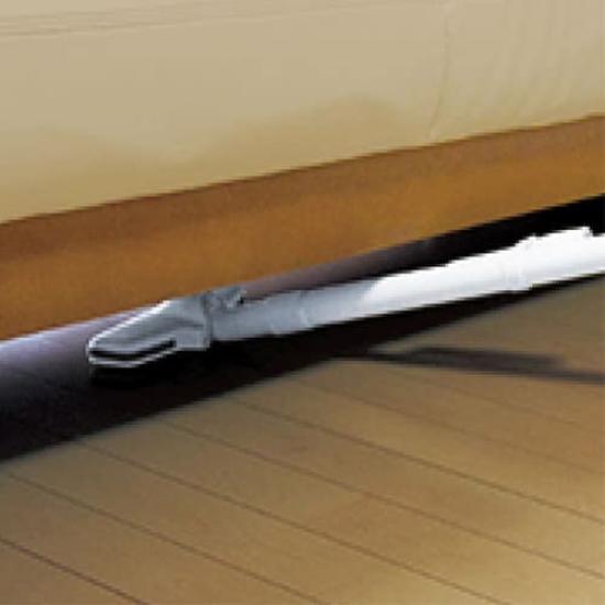 Makita Cordless Vacuum Cleaner CL180 Capsule Type 18V with Battery Charger CL180FDRFW