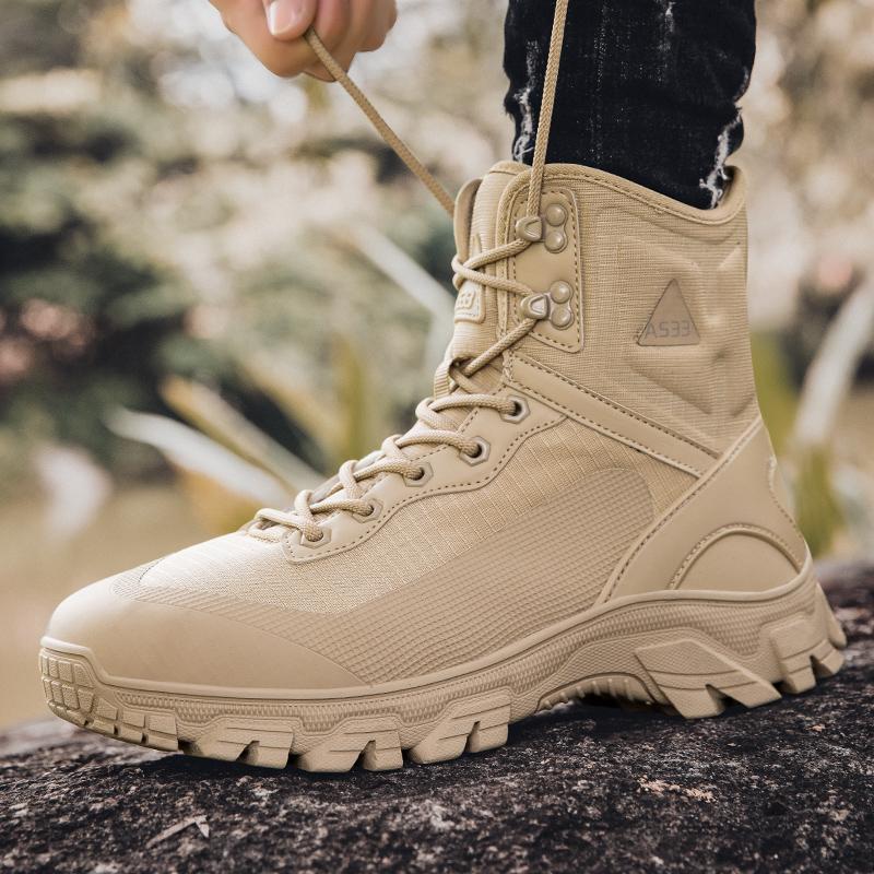 Outdoor Leder Herren Slipper Stiefel Plateauschuhe Luxusmarke Herren Winter Plüsch Schneestiefel All-Match Herren Motocross Stiefel