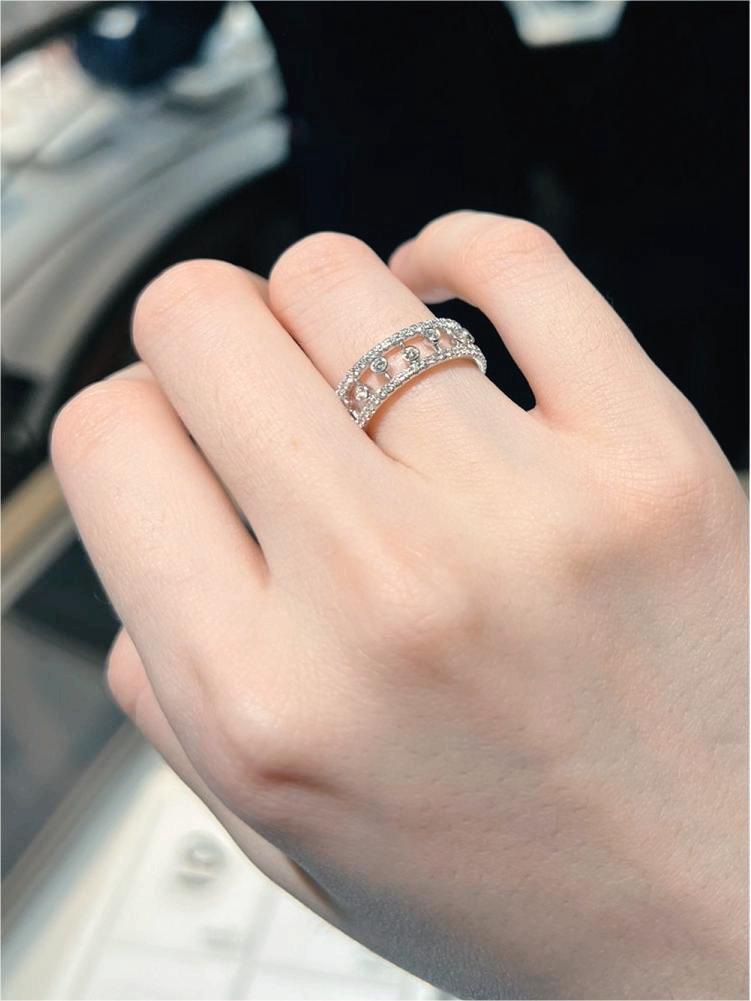 V Gold Dewdrop Ring: Women's 18K Rose Gold with Luxury Hollow Design and Full Diamonds, Non-Fading