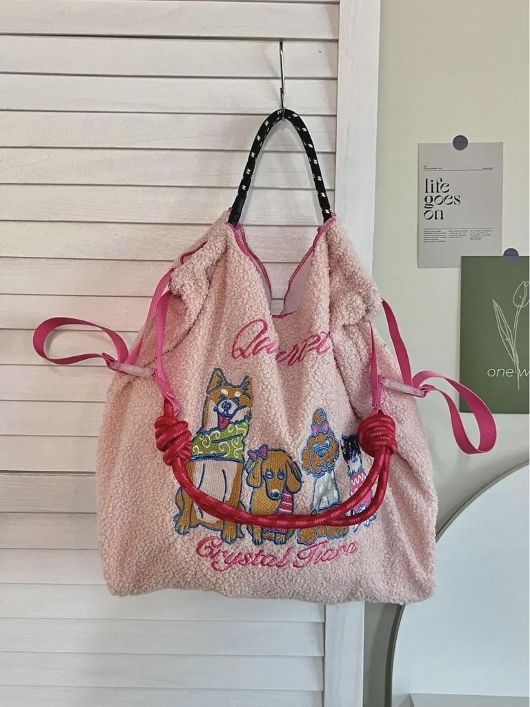 Gao Yuanyuan's Lambswool Embroidered Shopping Bag: Large-Capacity Plush Handheld Shoulder Messenger Bag