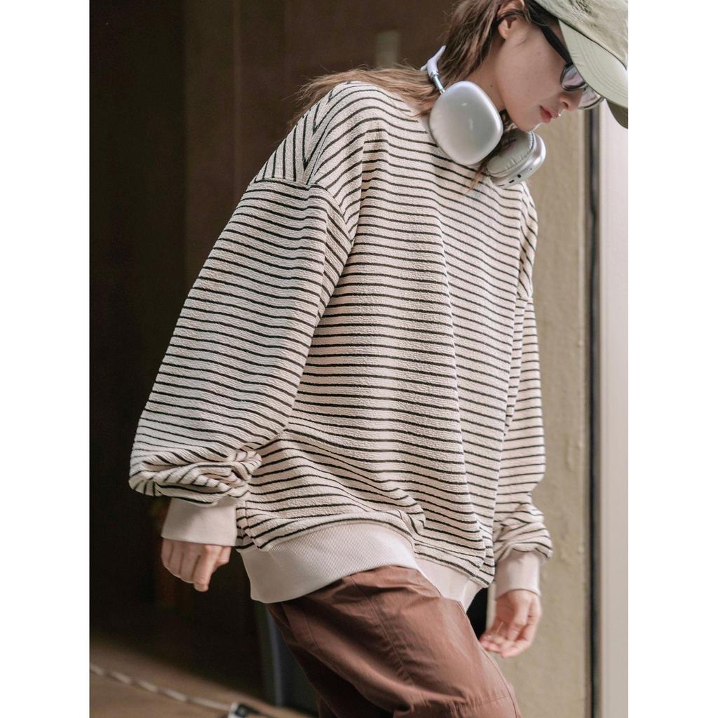 Sweter w paski w stylu japońskim retro na wczesną wiosnę - Wygodny, luźny, casualowy top dla kobiet