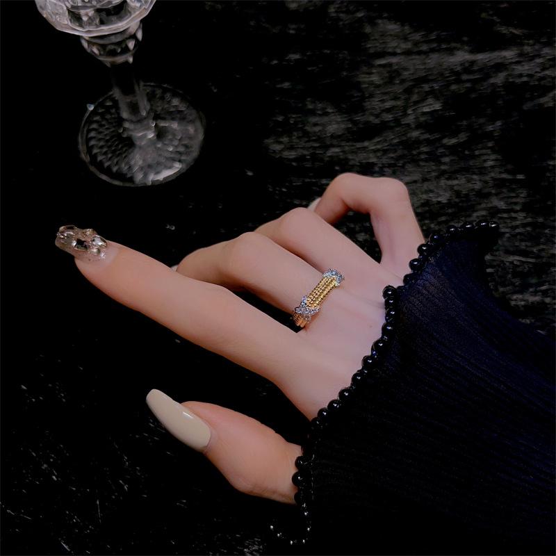 

Woven Hemp Rope Gilt Heavy Industry Retro X-Shaped Ring Women S Light Luxury High-End Sense Fashion Personality Exaggerated no. 6