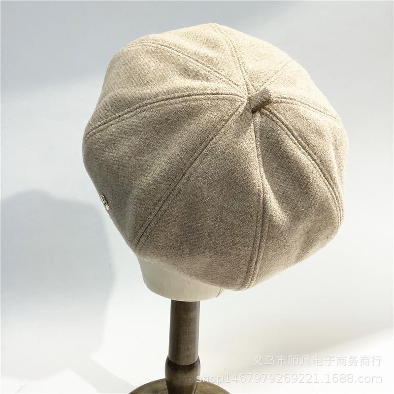 Autumn and winter woolen warm beret painter hat small love octagonal bud hat showing face small retro pumpkin hat
