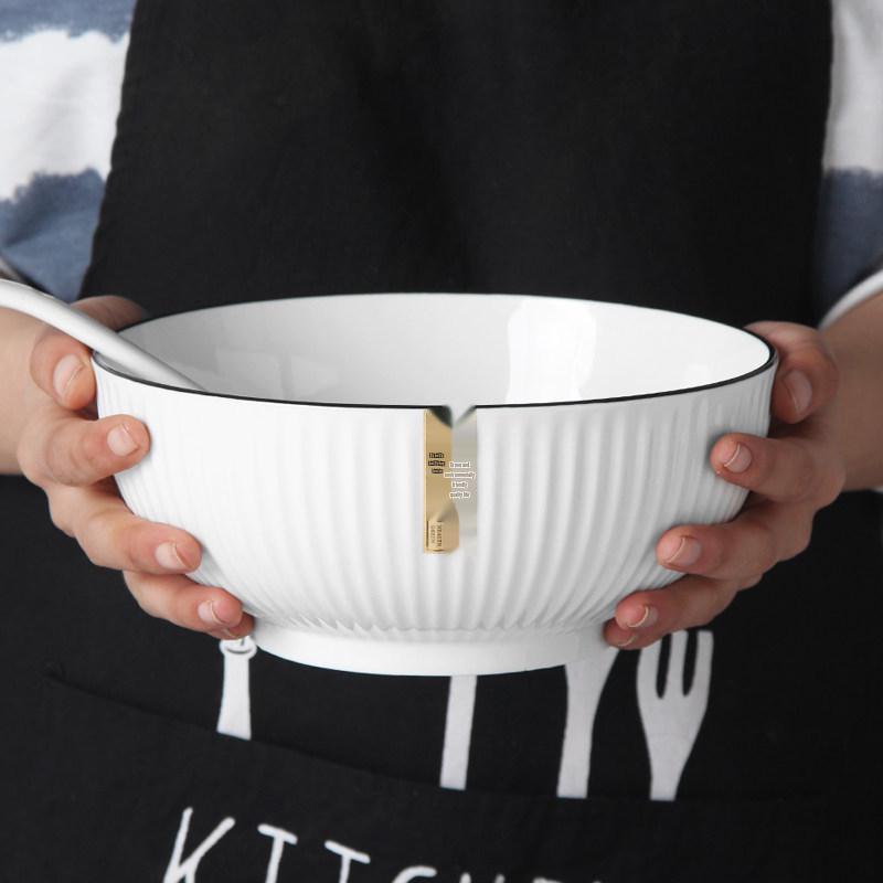 Set of 2 Large 8-Inch Nordic Style Ceramic Soup Bowls - Creative Simple Design, Perfect for Soups and Salads.