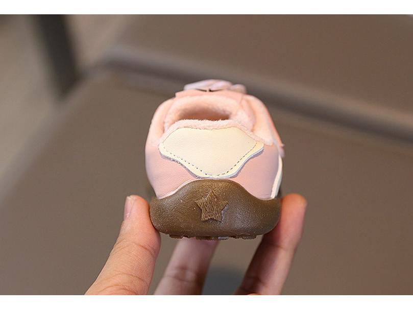 Autumn/Winter 2025 Light-Up Cartoon Soft Sole Baby Shoes with Fleece Lining - Unisex Toddler Board Shoes