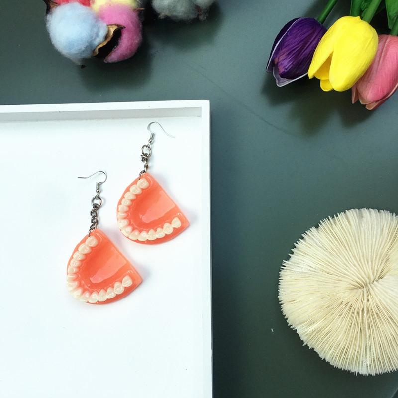 False Teeth Drop Earrings Funny Dental Teeth Pendant Drop Earrings 3D Tooth Model Hook Earrings Jewelry Charms for Girls