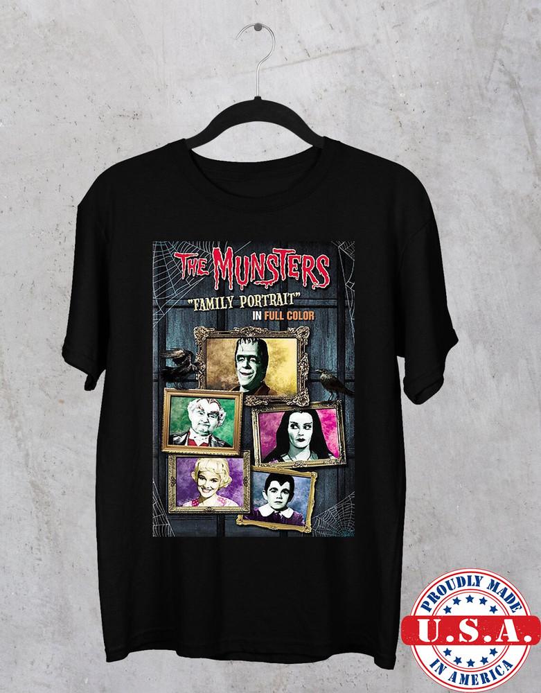 The Munsters - Family Portrait Gift For Family T Shirt  Unisex T-Shirt L