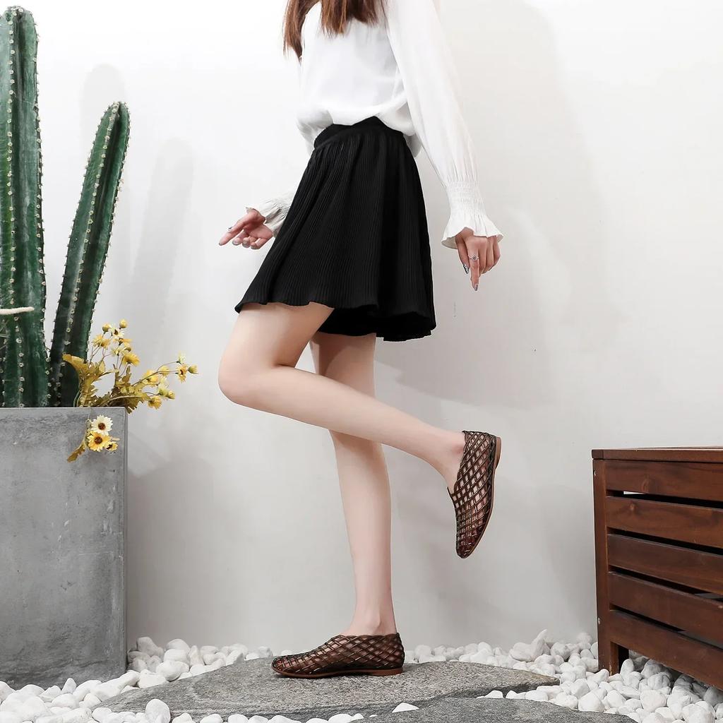 Fashion Women's Flat Bottom Sandals Breathable Hollow out Slip-On Summer Outdoor Wear Head And Heel Covered Jelly Shoes Casual Versatile