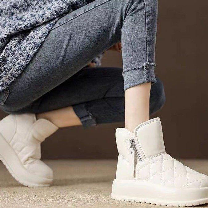 Snow platform boots women's 2025 autumn new waterproof and non-slip short boots Northeast winter piled and thickened warm cotton shoes