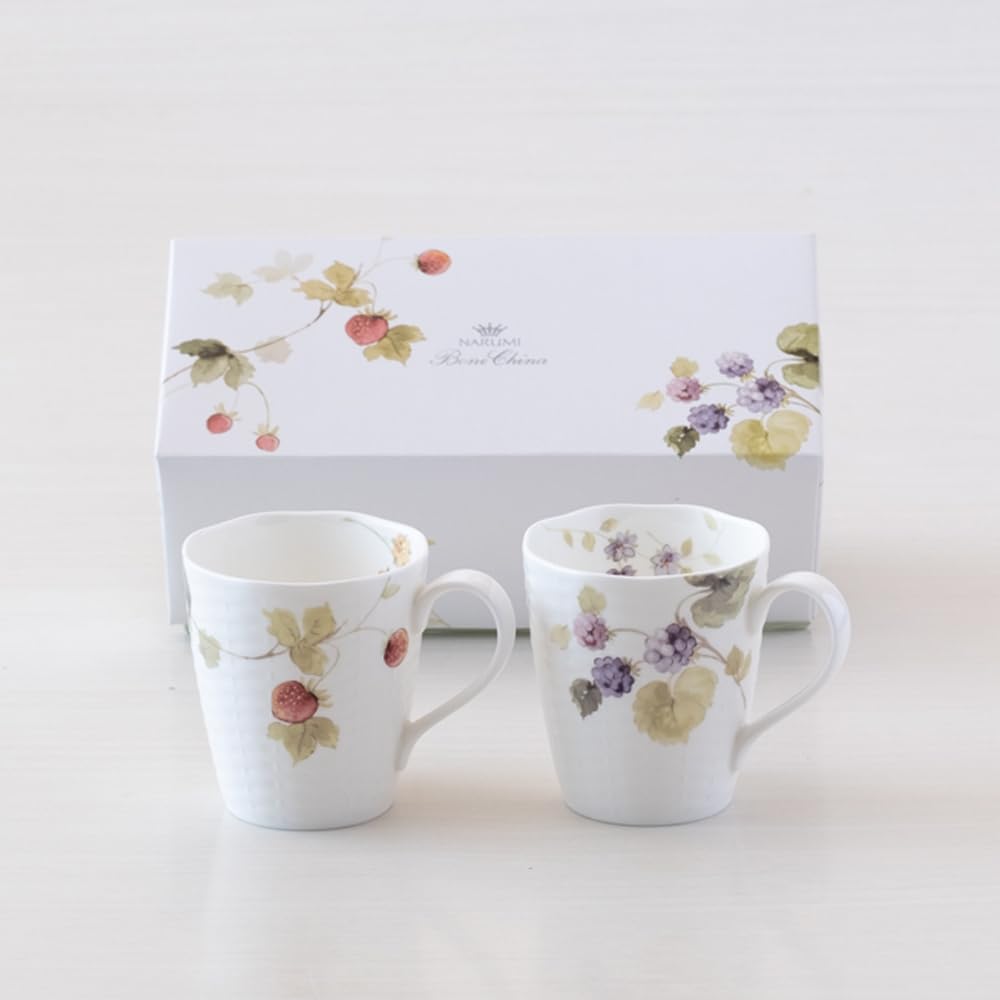 NARUMI Pair Mug Lucy Garden 370cc Berry Pattern 2 Pattern Set Cute Stylish Relief Large Microwave Warm Dishwasher Safe Gift Box Included 96011-21903P