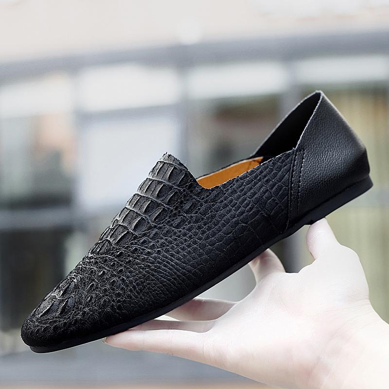 FashionShoes Men Loafers Slip On Fashion Breathable Lazy Peas Shoes Outdoor Italian Genuine Leather Moccasins Casual Shoes for Men