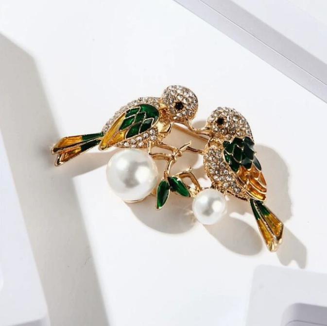 Women Fashion Panda Pins Elegant Exquisite Bird Multifunctional Flower Brooch Best Party Gift Butterfly Jewelry