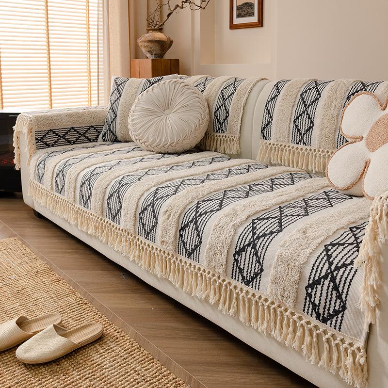 

Straight Row Four-Person Sofa Cushion, Universal Anti-Skid In All Seasons New Seat Cushion Cover, Light Luxury And Advanced Sense 70*70cm