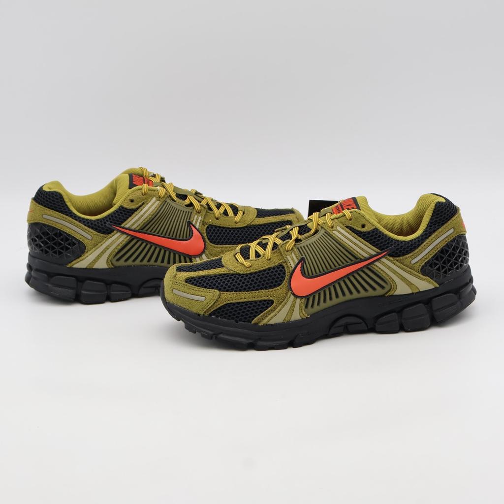 IH1344-300 Nike Zoom Vomero 5 Olive Flak (Men's)
