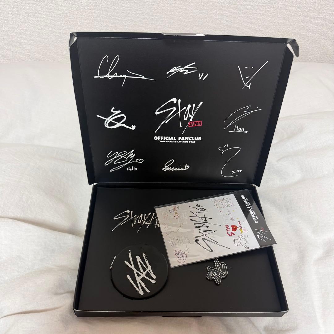 

[ВЖИВАНЕ] Переваги членства в FC Stray Kids