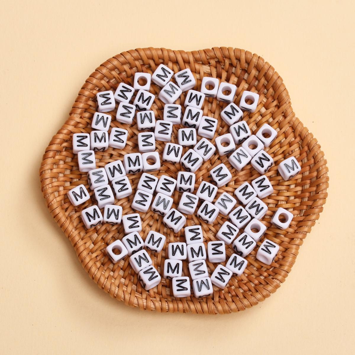 

Сделай сам 100 шт. Браслеты Белый Черный Квадрат Рукоделие Материал для бисероплетения 26 Букв Бусины Ожерелье Акриловые Аксессуары для изготовления ювелирных изделий Подвески 5,5 мм бусины M