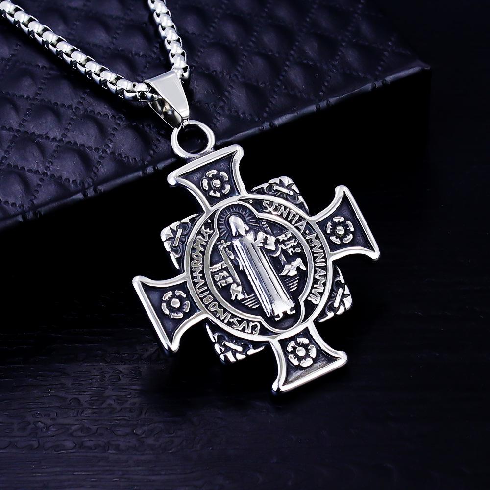 European Viking Titanium Steel Rune Necklace with Stainless Steel Spearhead and Compass Pendant