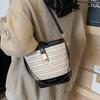 This Year, It Is Popular for Leisure, High-end Vacation Style, Straw-woven Portable Bucket Bag, Fashionable and Simple Commuter Versatile Messenger