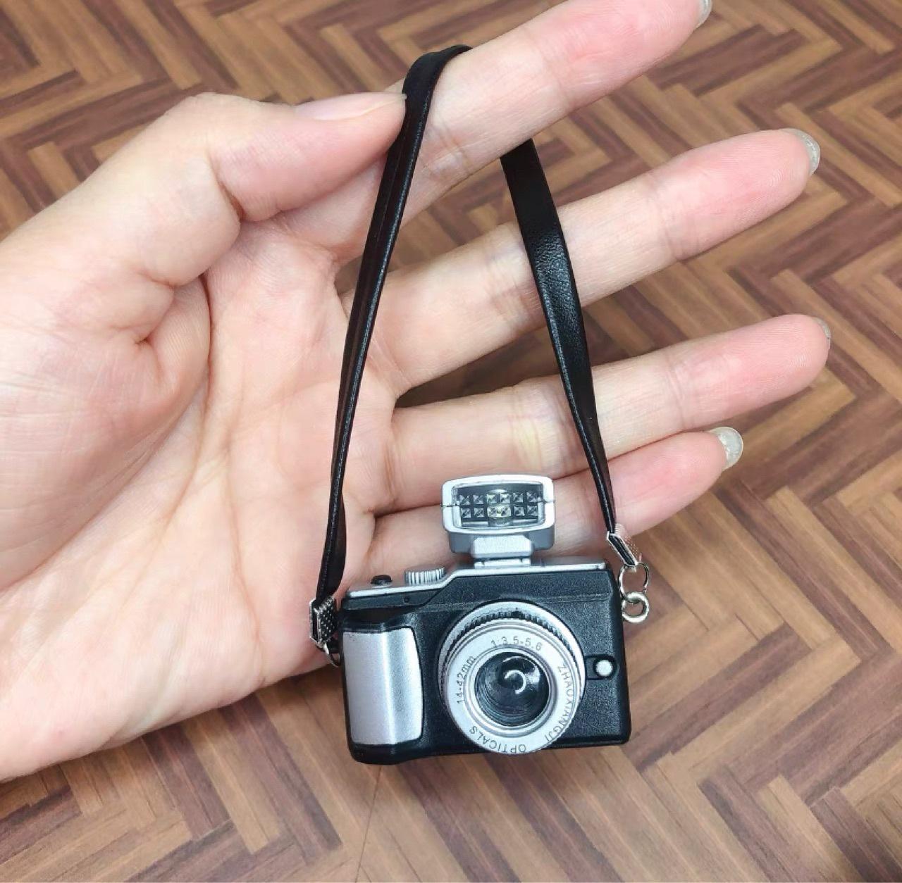 

Новые мини-камеры-симуляторы разных стилей, игрушечная камера для кукольного домика 1/6 1/8 1/12 и аксессуары для кукол, сделай сам, подарок на день рождения для детей