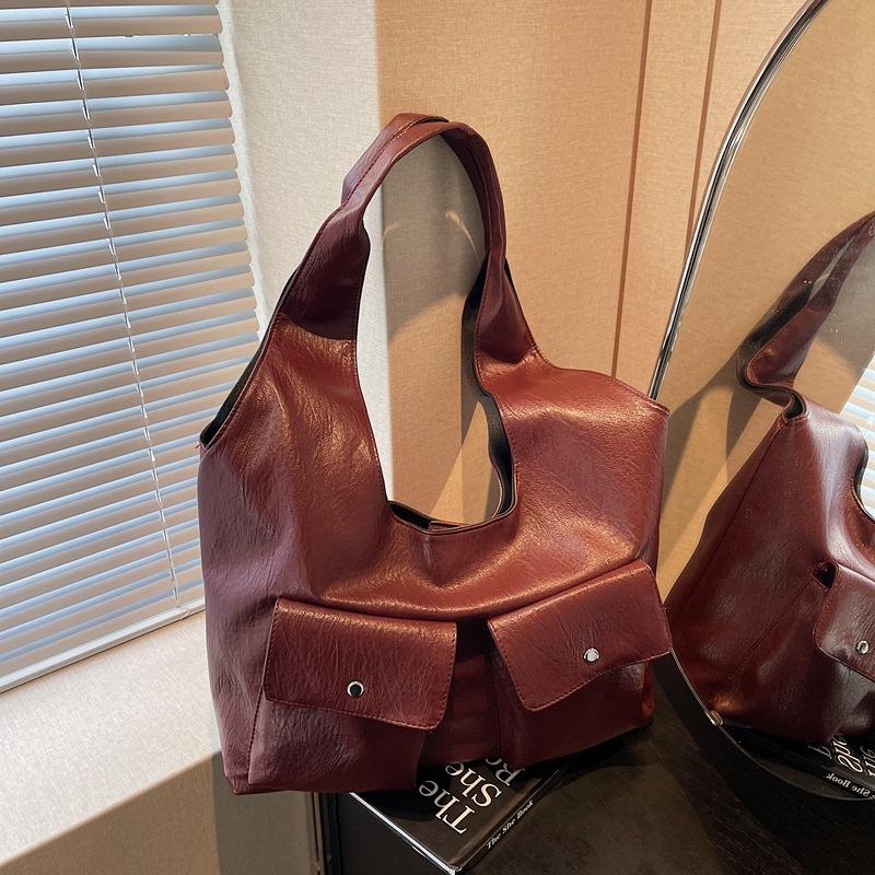 Large Capacity Underarm Bag Women's New Soft Leather Wide Shoulder Strap Tote Bag Multi-pocket Shoulder Bag