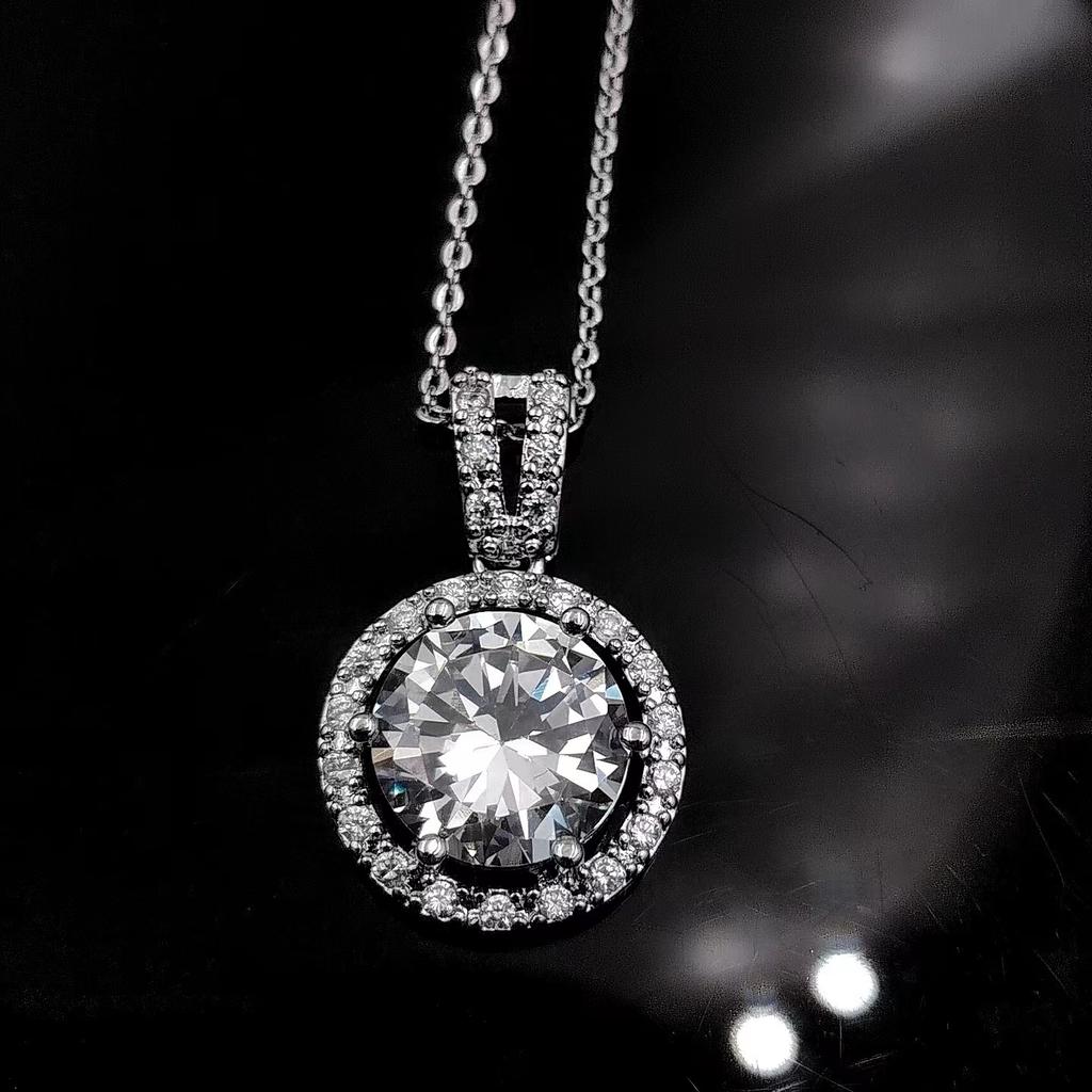 Jewelry 4-carat Zircon Trend Princess Round Bag Pendant Necklace Women's Platinum-plated Collarbone Chain with Diamonds
