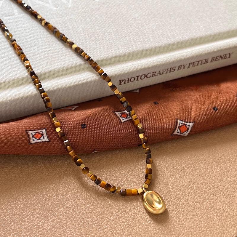 Retro Natural Tiger Eye Stone Necklace for Women In Summer, Light Luxury, Niche, Collarbone Chain, High-end Pendant, Bead Necklace